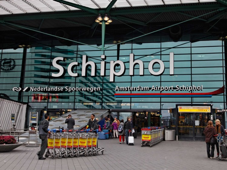 no-14-amsterdam-airport-schiphol-ams-58284864-passengers-in-2015